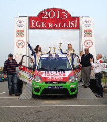 BurcuBurkutErenkul_EgeRallisi_2013 (2)