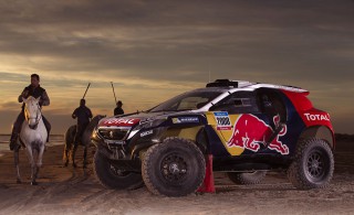 Red-Bull-Dakar-02