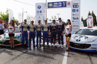 100yilrallisi_Podyum