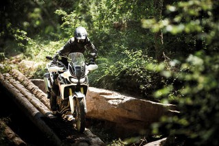 Honda-CRF1000L-Africa-Twin-004