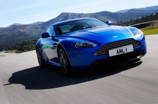 Aston-Martin-Vantage-02
