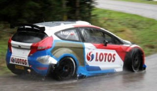 Kubica Fiesta’yı Test Etti 